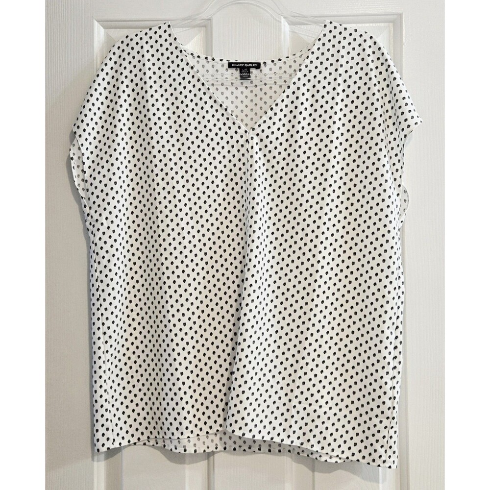 Hilary Radley Blouse L Large White Black & Gray Print V-Neck Cap Sleeve Work